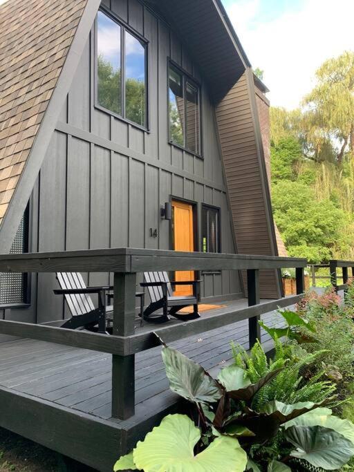 The Juniper House Near Poughkeepsie & New Paltz * Highland