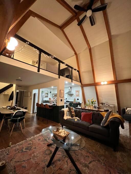 The Juniper House Near Poughkeepsie & New Paltz Ferienhaus *